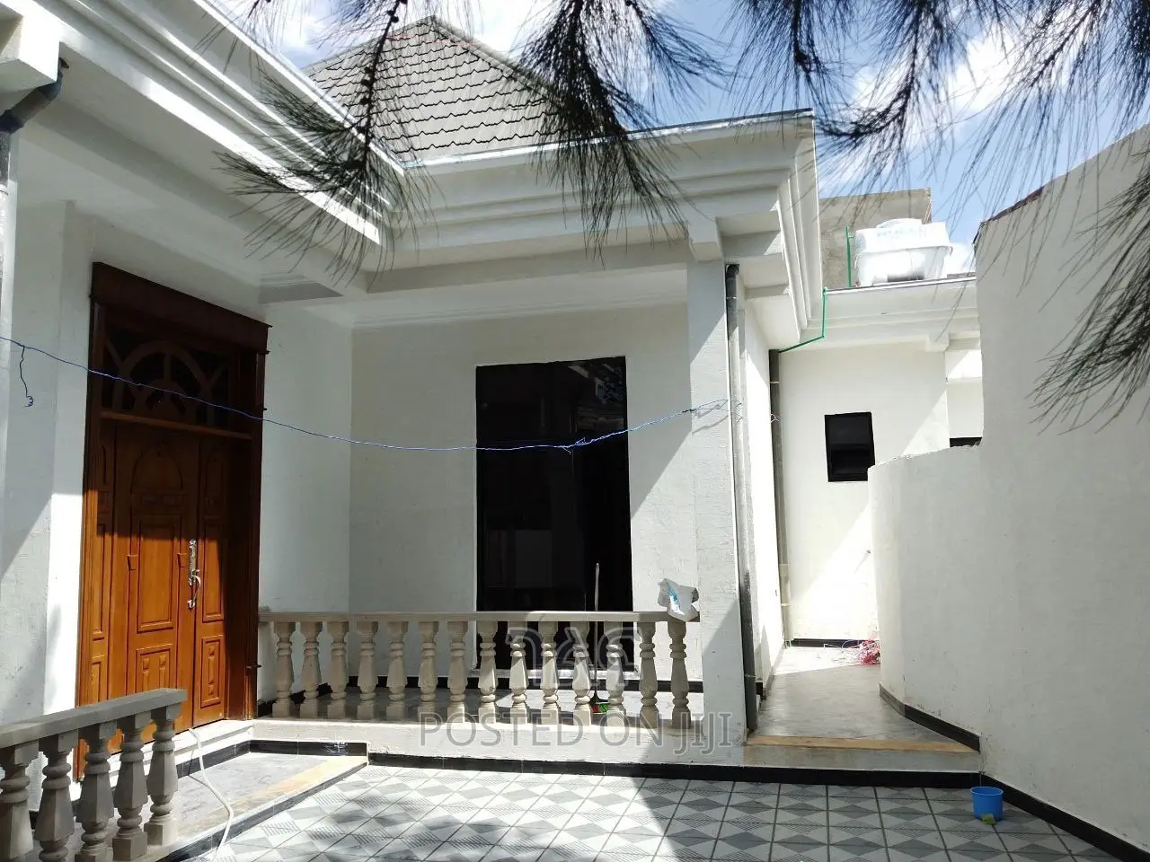 3bdrm Villa in የግል, Bole for sale