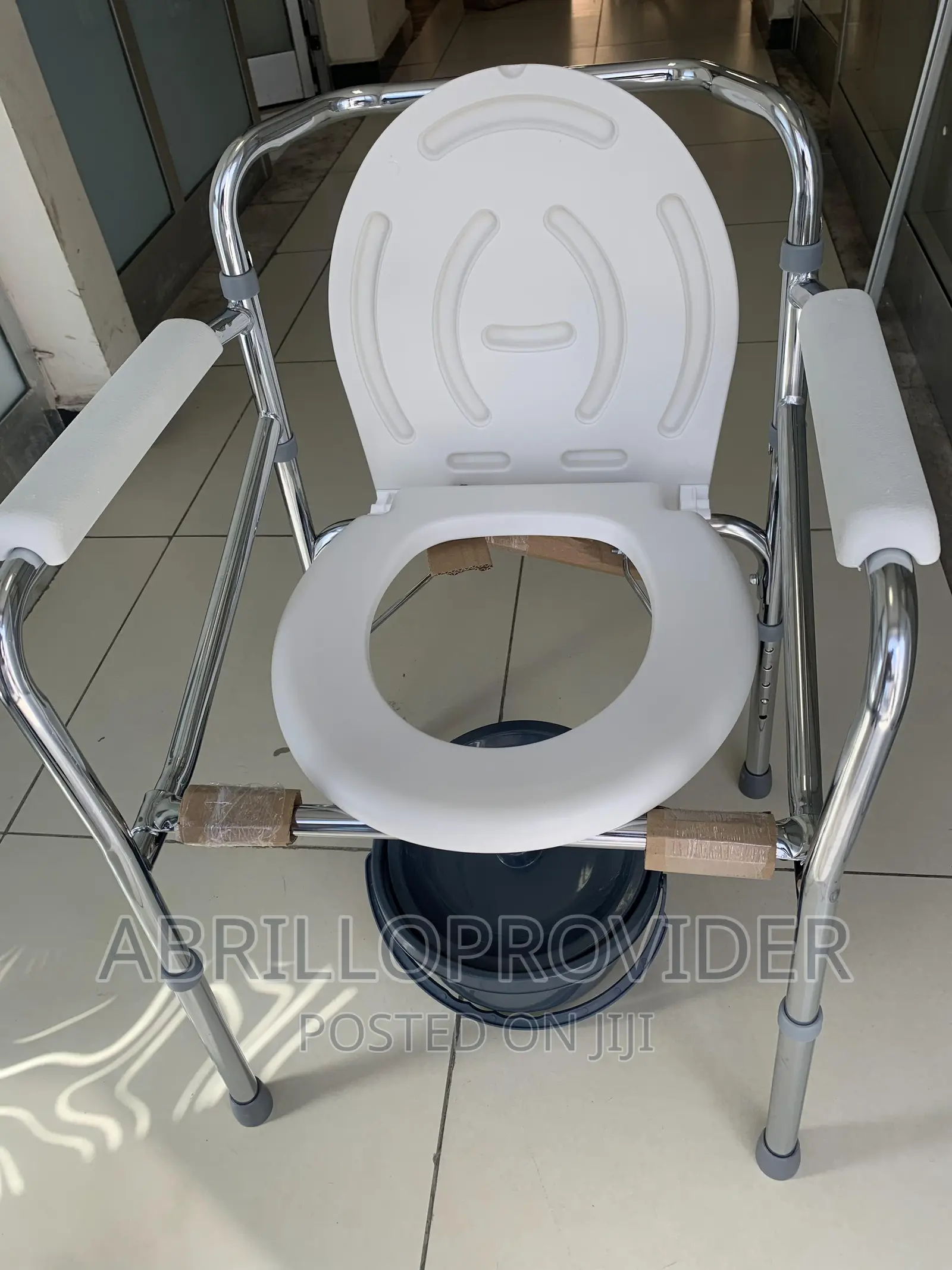 Handicap Raised Toilet Seat With Handles Padded, Medical