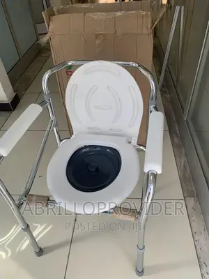Commode Chair for Toilet With Arms, Height Adjustable