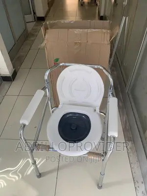 Commode Chair for Toilet With Arms, Height Adjustable