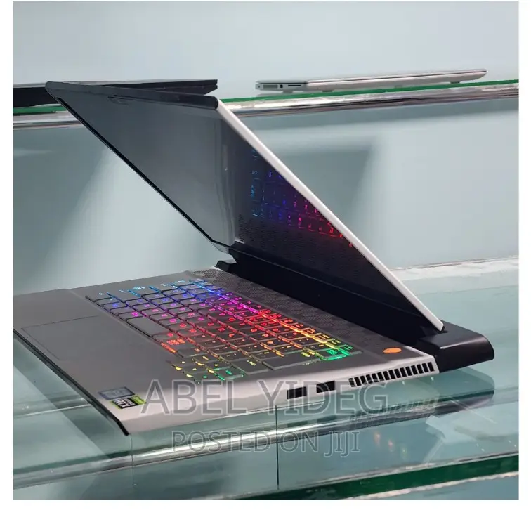 New Laptop Alienware M17x R2 16GB Intel Core I7 SSD 512GB