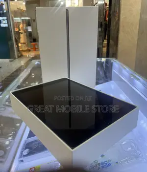 Photo - New Apple iPad 10.2 (2021) 256 GB Black