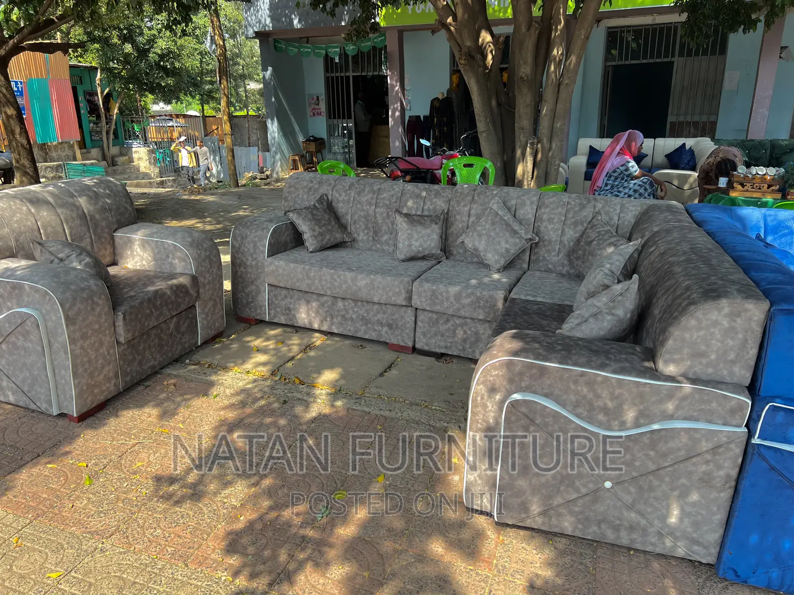 L Shape Corner Sofa Made of Woode Material and Quality Sponj