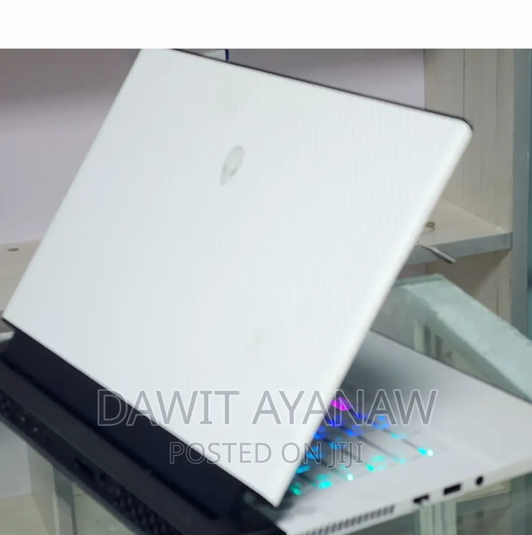 New Laptop Alienware Area-51m 16GB Intel Core I7 SSD 512GB