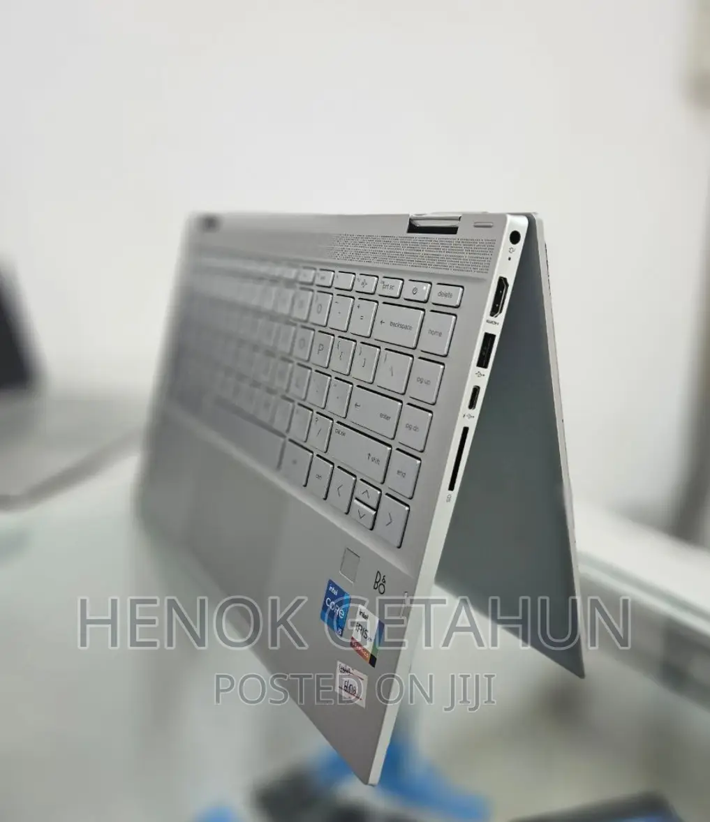 New Laptop HP Pavilion X360 16GB Intel Core I5 SSD 512GB