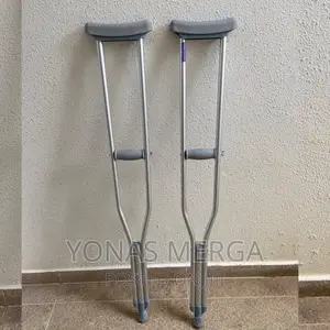 Crutches/Auxiliary Crutches/Injuries to Lifelong Disabilitie