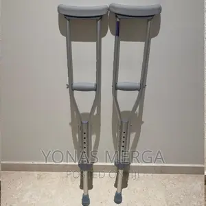 Photo - Underarm Crutches;Axillary Crutches; Adult Crutches