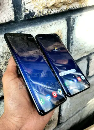 Photo - Samsung Galaxy S8 64 GB Black