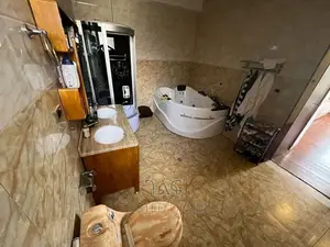 5bdrm House in የግል, Bole for sale