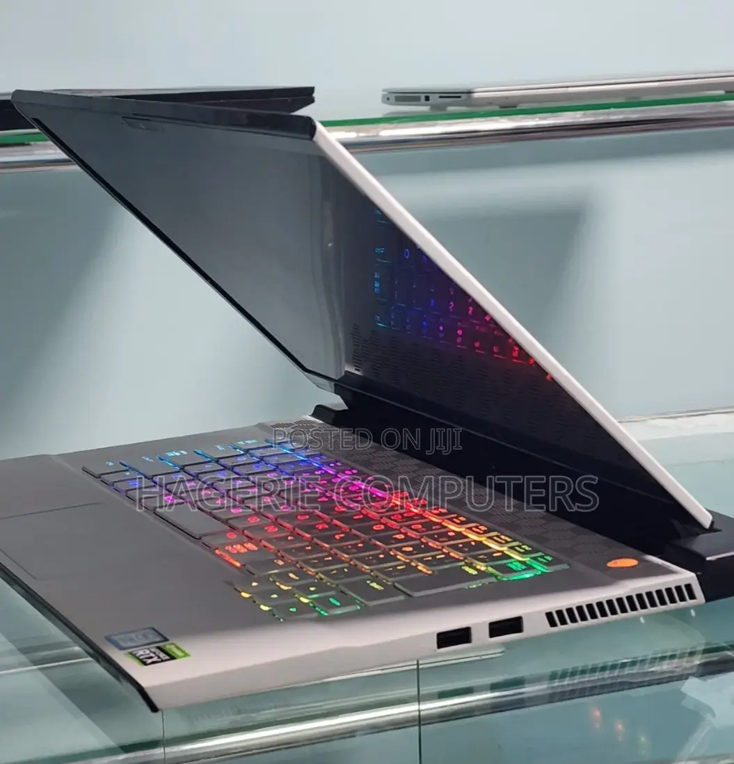 New Laptop Dell Alienware 15 16GB Intel Core I7 SSD 512GB