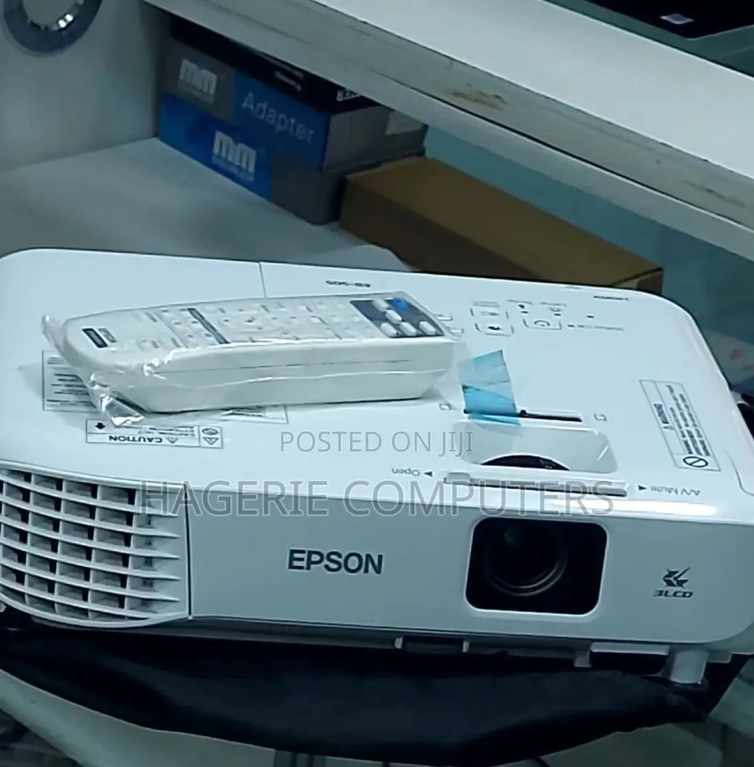Brand New EPSON Projector So5