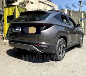 Photo - Hyundai Tucson 2021 Gray