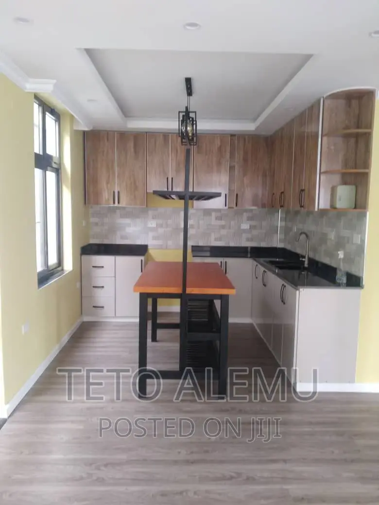 5bdrm House in የሚሸጥ ቤት አያት House, Yeka for sale