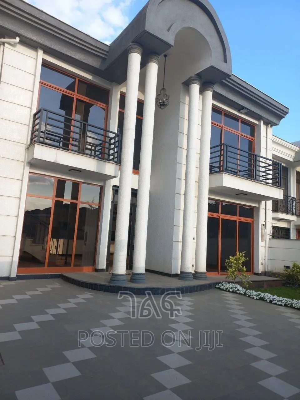 5bdrm House in የአያት ኮምፓውንድ ቅንጡ መኖሪያ, Bole for sale