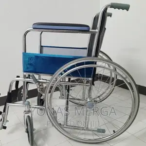 Wheelchair Foldable / Adjustable Pedals, More Space-Saving