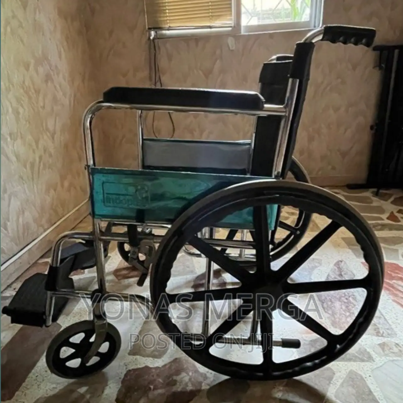 Wheelchair Support 150kg; Multiple Cross Braces for Strength