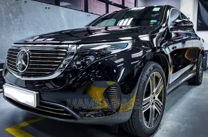 Photo - Mercedes-Benz EQE 2023 Black