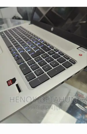 New Laptop HP Envy X360 8GB Intel Core I7 HDD 1T