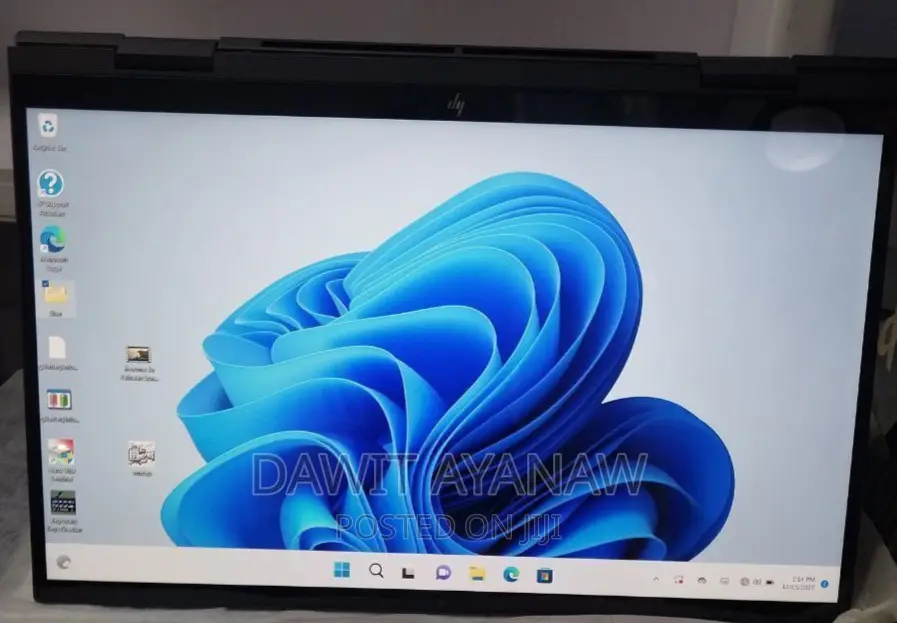 New Laptop HP Envy X360 16GB AMD Ryzen 7 SSD 512GB