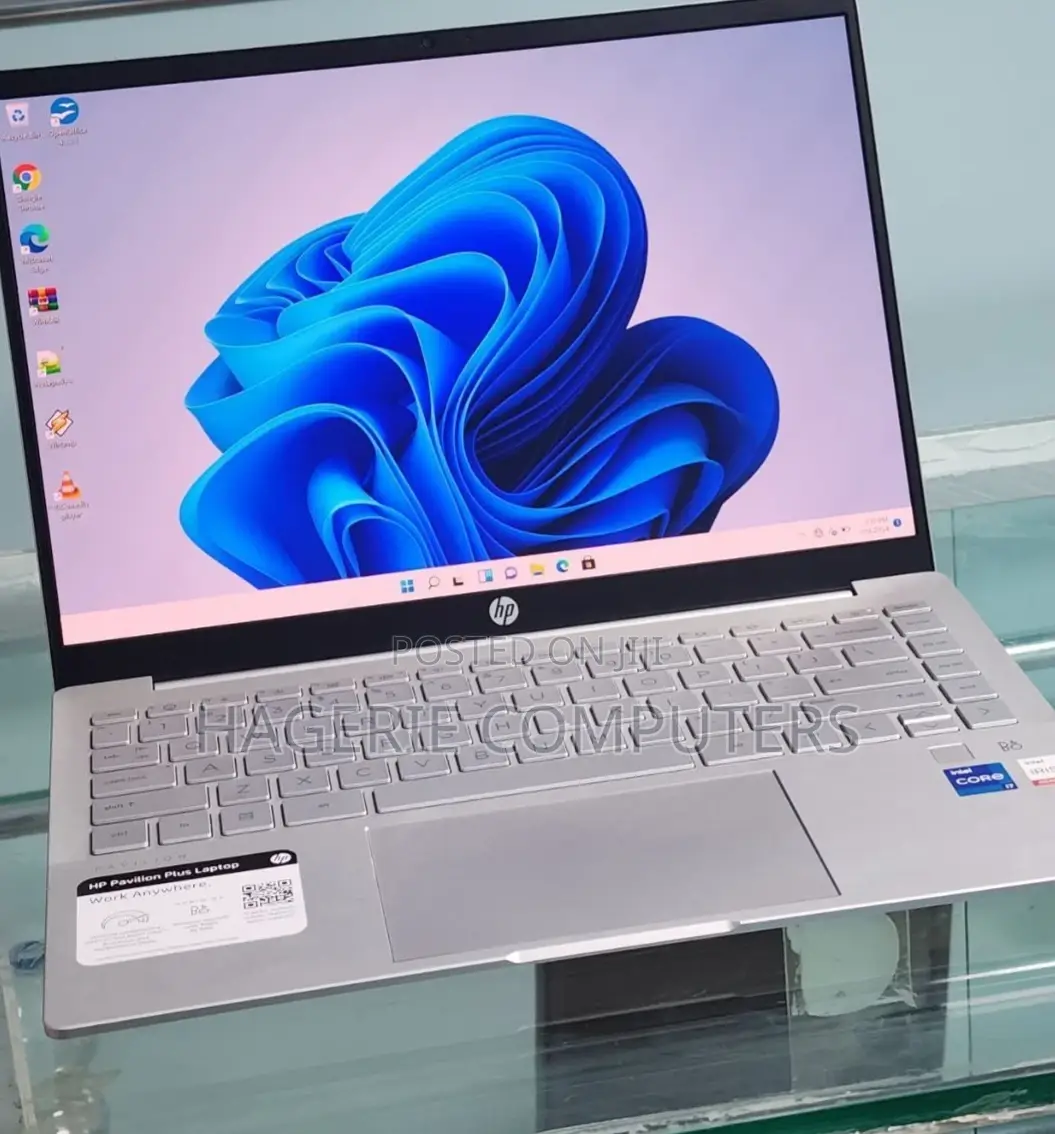 New Laptop HP Pavilion 14-Ce3064st 16GB Intel Core I7 SSD 1T