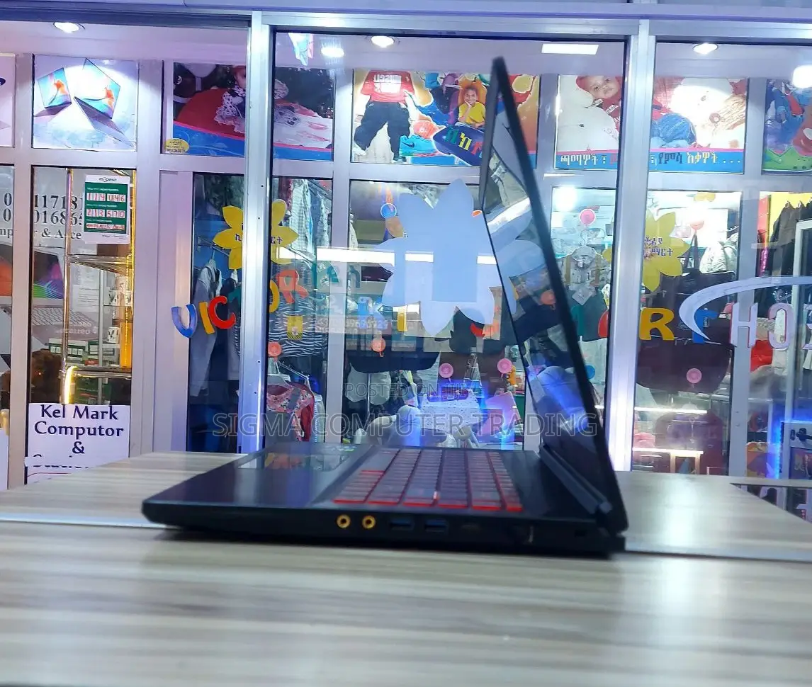 New Laptop MSI GF63 16GB Intel Core I7 SSD 1T