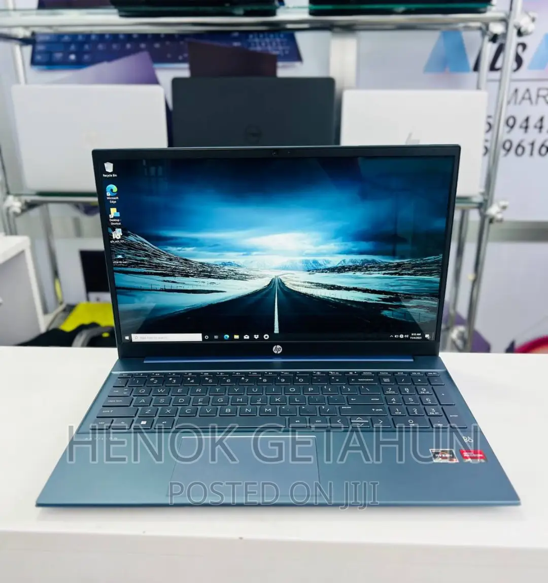 New Laptop HP Pavilion 15 16GB AMD Ryzen 7 SSD 512GB