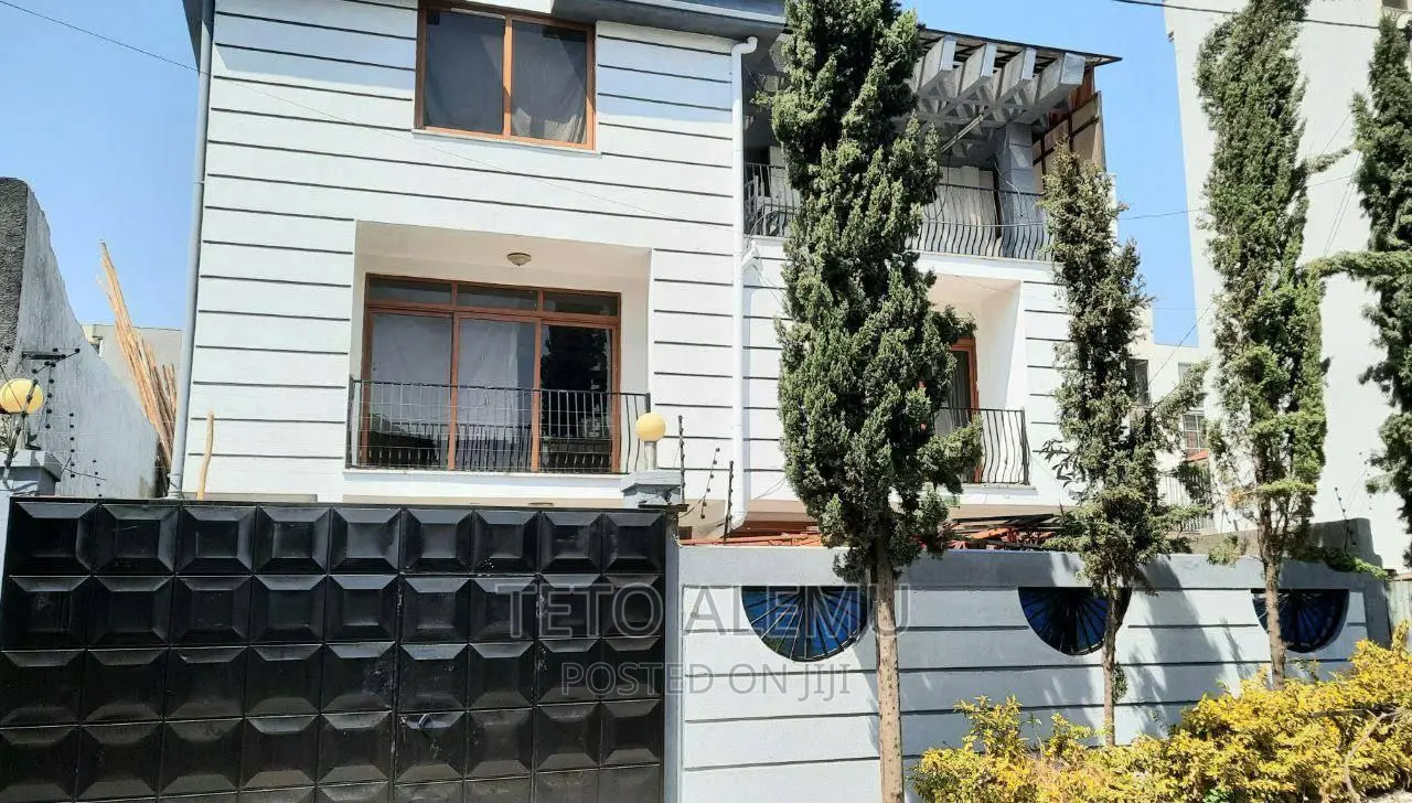 5bdrm House in House For Sale Bole for sale