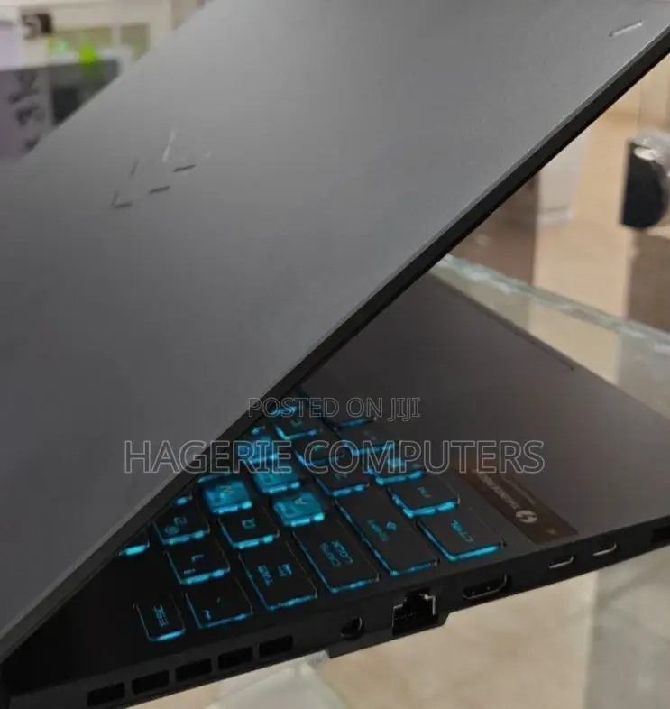 New Laptop Asus ROG Strix GL702ZC 16GB AMD Ryzen 9 SSD 1T