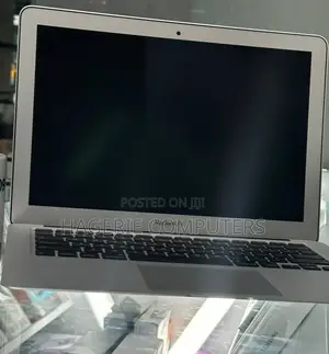 Photo - New Laptop Apple MacBook 2017 8GB Intel Core I5 SSD 128GB