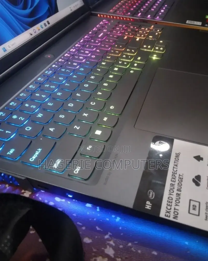 New Laptop Lenovo Legion 7 32GB AMD Ryzen 9 SSD 1T