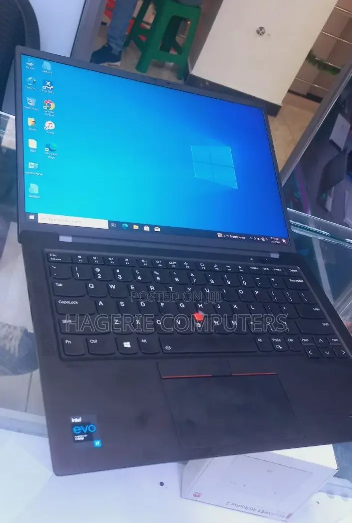 New Laptop Lenovo ThinkPad X1 16GB Intel Core I7 SSD 512GB