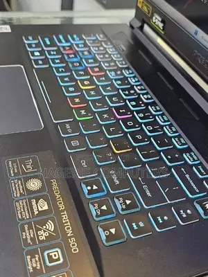 New Laptop Acer Predator Triton 500 SE 16GB Intel Core I7 SSD 1T