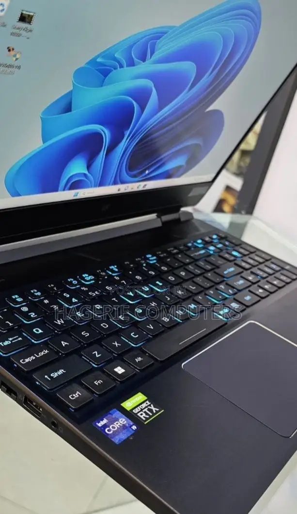 New Laptop Acer Predator Helios 300 16GB Intel Core I9 SSD 1T