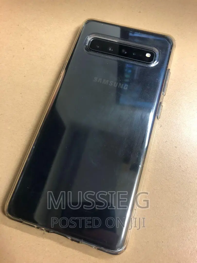 New Samsung Galaxy S10 5G 256 GB Silver