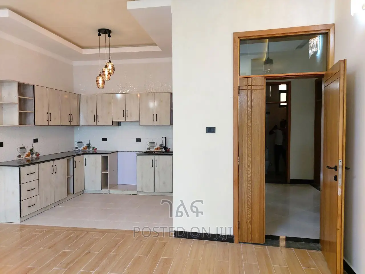 3bdrm Villa in የግል, Bole for sale