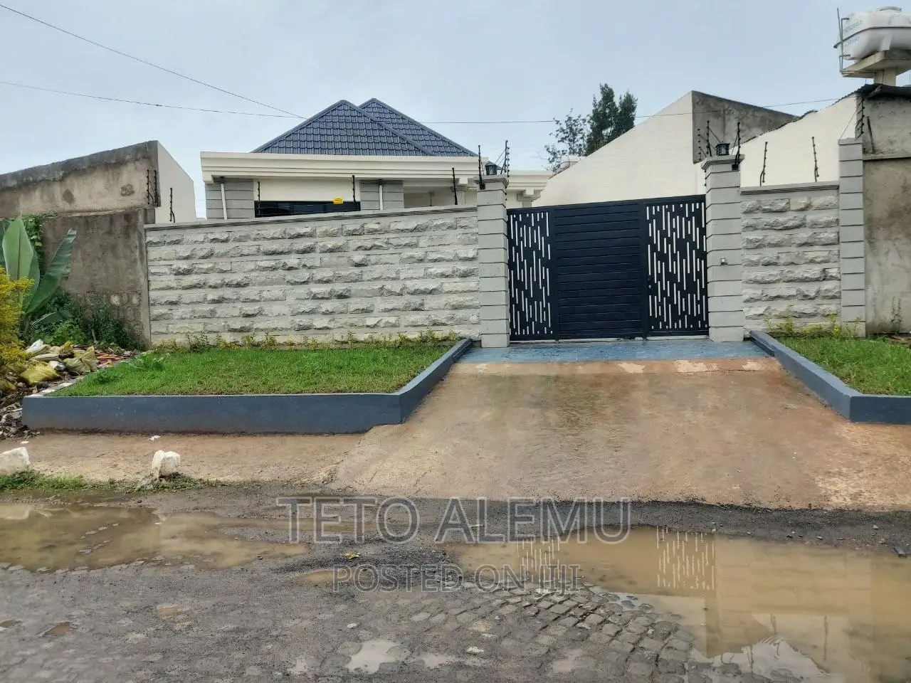 3bdrm Villa in የሚሸጥ ቪላ ወሰን, Yeka for sale