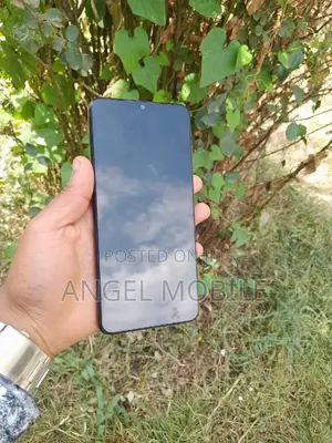 Photo - Samsung Galaxy A04 64 GB Black