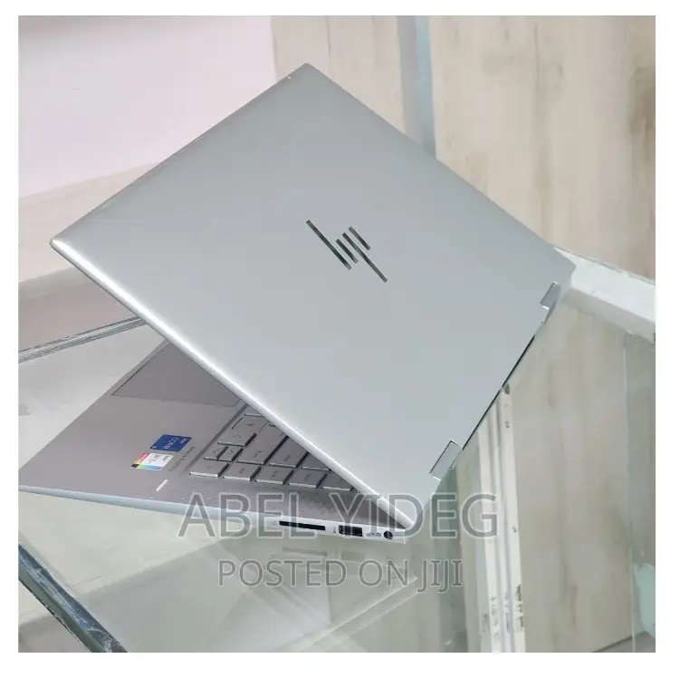 New Laptop HP Envy X360 16GB Intel Core I5 SSD 512GB
