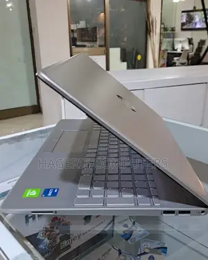 New Laptop HP Stream Notebook 8GB Intel Core I5 SSD 512GB