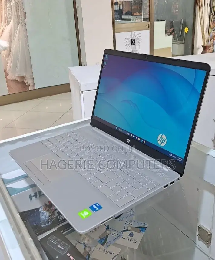 New Laptop HP Stream Notebook 8GB Intel Core I5 SSD 512GB