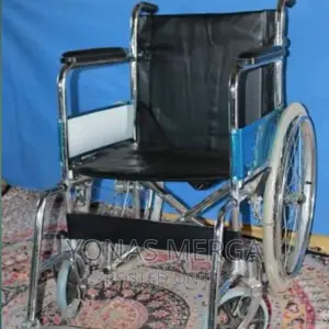 Type: Basic Wheelchairs Ideal: For Adults Armrest :Fixed