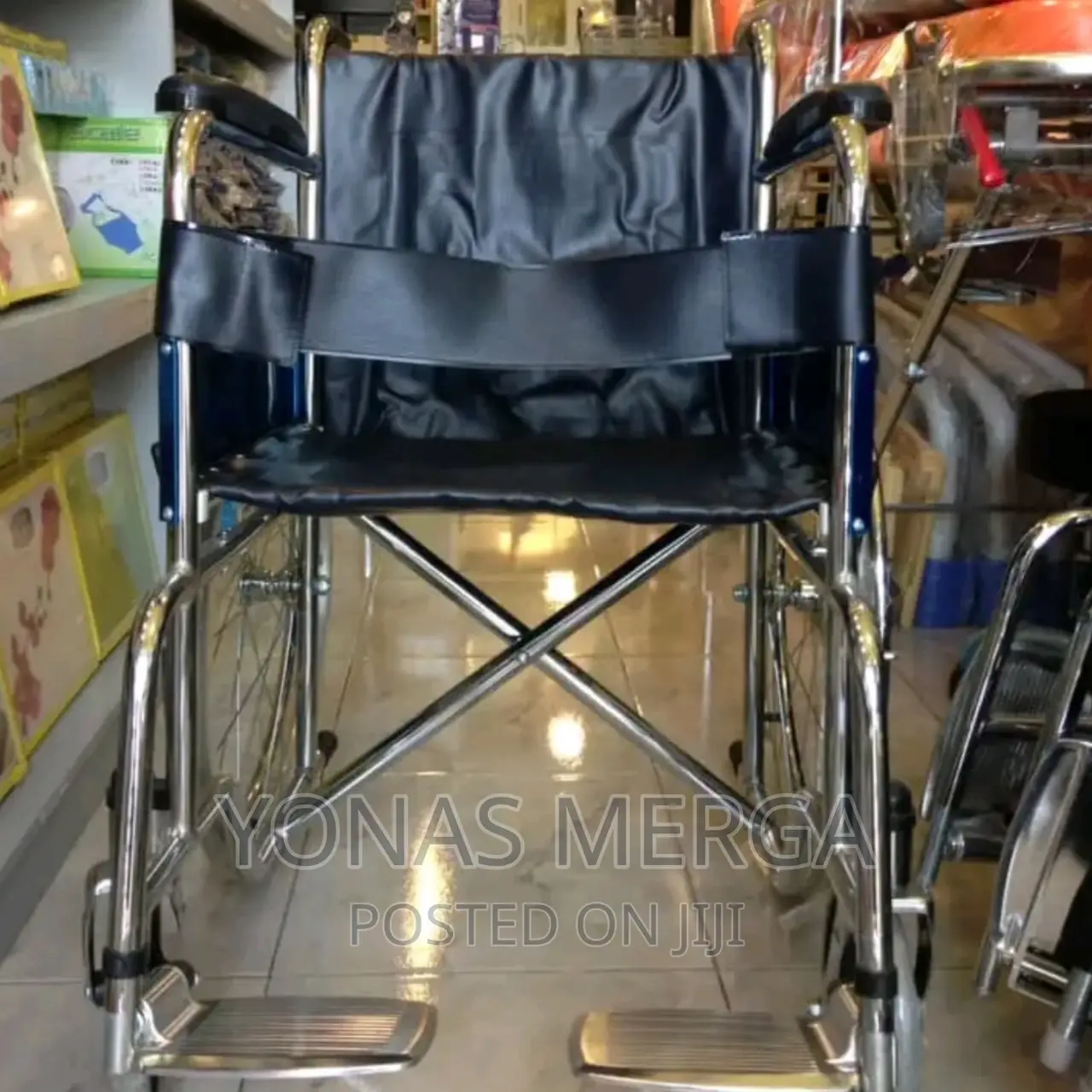 Foldable Wheelchair With Set Standard/Using Quality Material