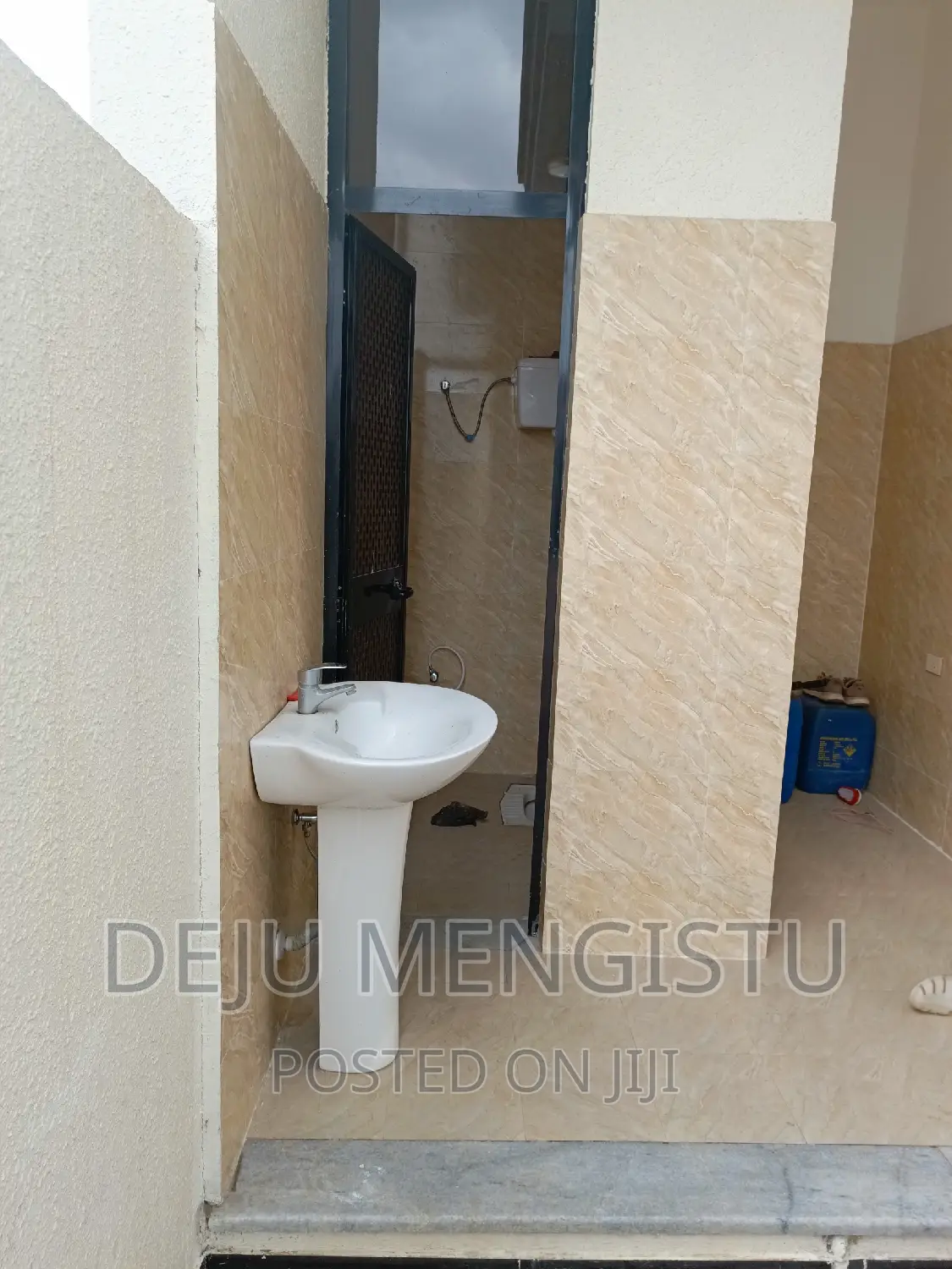 5bdrm Villa in ሳሚት, Bole for rent