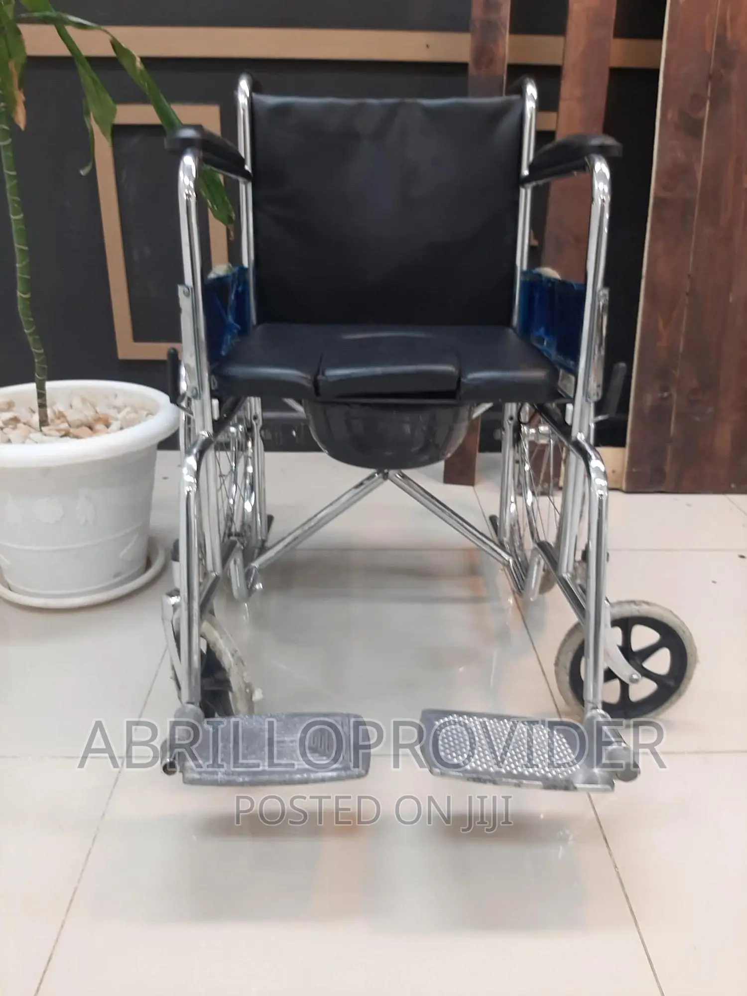 Second Toilet Wheelchair/Wheelchair/Wheelchair/Wheelchair