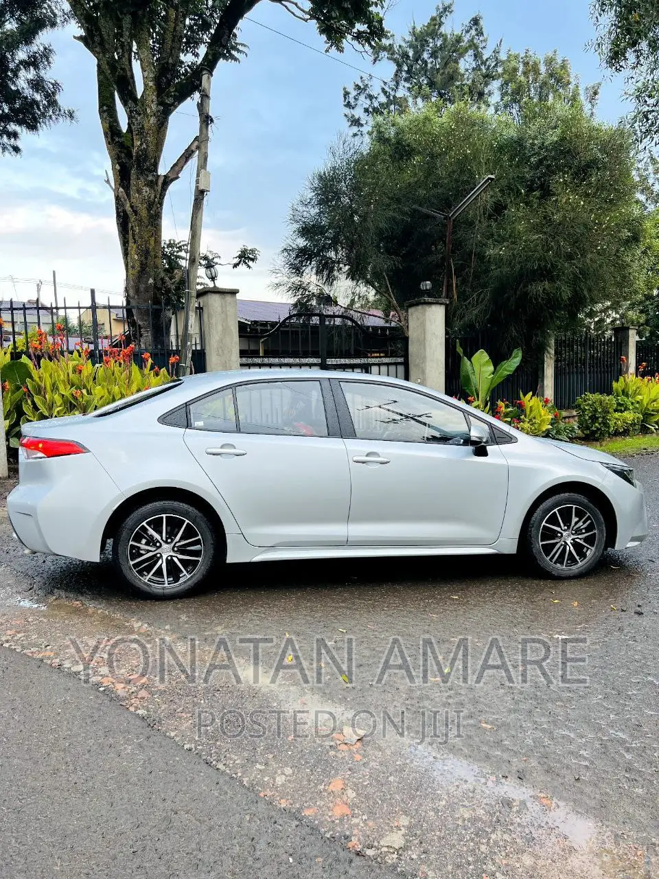 Toyota Corolla 2023 White