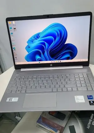 Photo - New Laptop HP Stream Notebook 16GB Intel Core I7 SSD 512GB