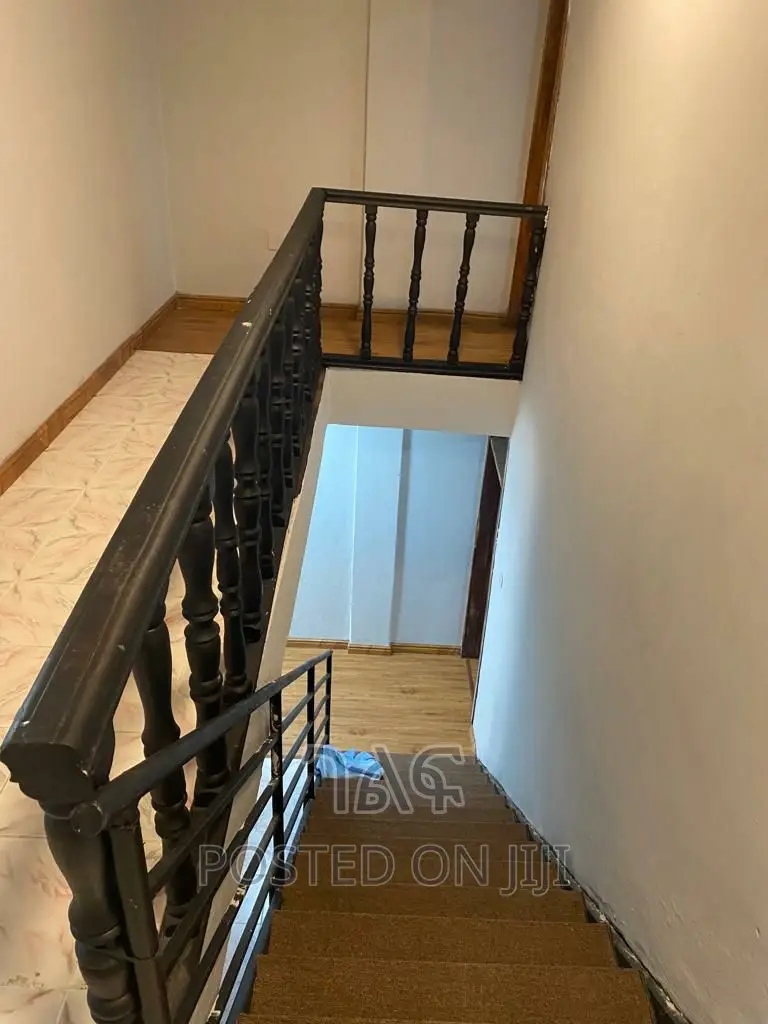 2bdrm Apartment in ኮንደሚኒየም, Bole for sale