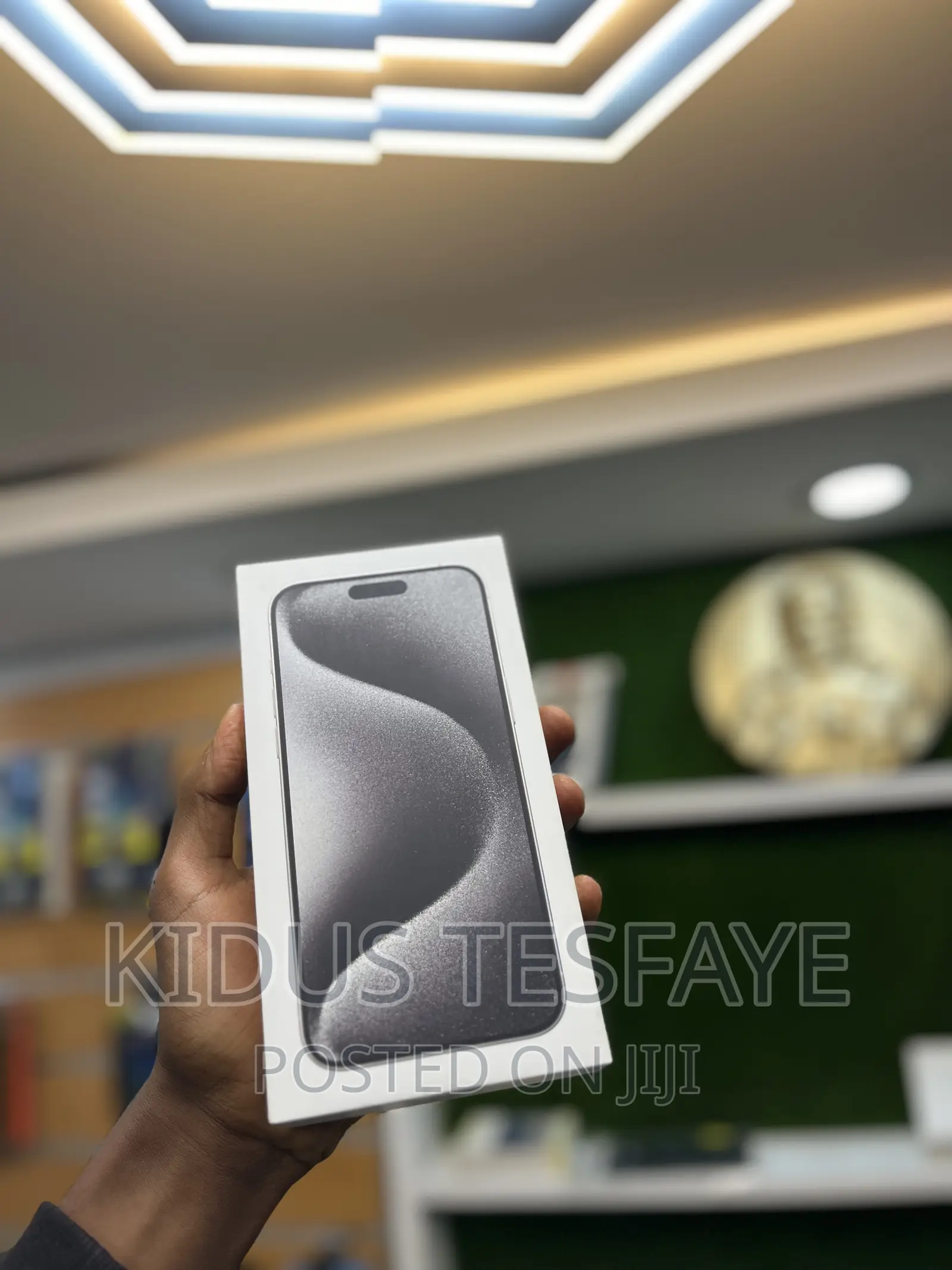 New Apple iPhone 15 Pro Max 256 GB