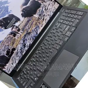 Photo - New Laptop Lenovo Ideapad 3 8GB Intel Core I5 SSD 1T