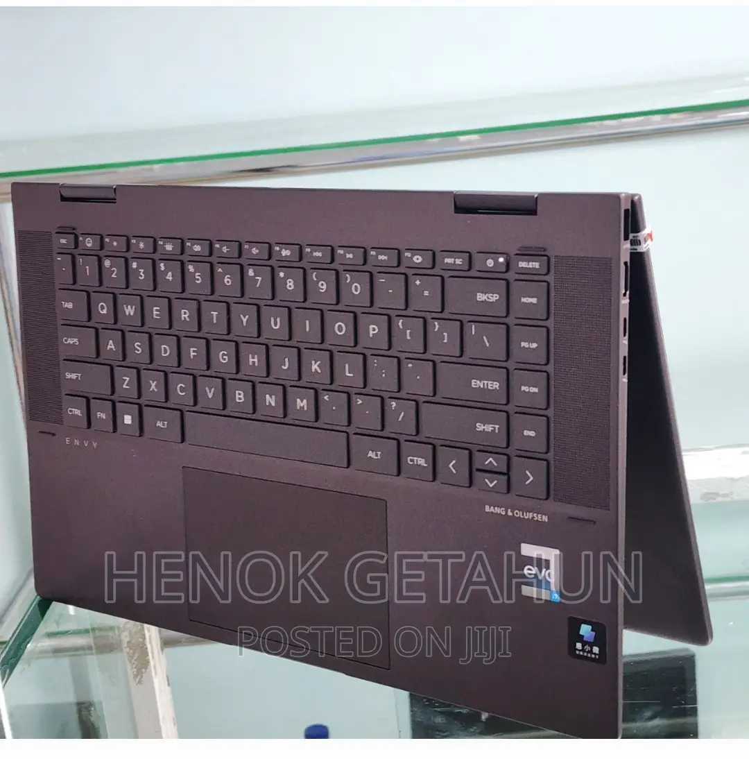 New Laptop HP Envy X360 16GB Intel Core I7 SSD 1T